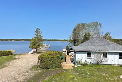 Image de Waterfront 4 Bed Rooms on Pike Bay