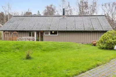 Image de \"Arent\" - 1. 1km from the sea by Interhome