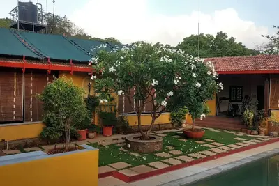 Image de Stylish 3br Riverside Family/Pet Friendly Cottage with Pool & Treehouse - Karjat