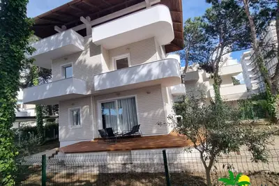 Image de Beachfront Blue Wave Villa in a Private Villa Resort, Qerret Albania