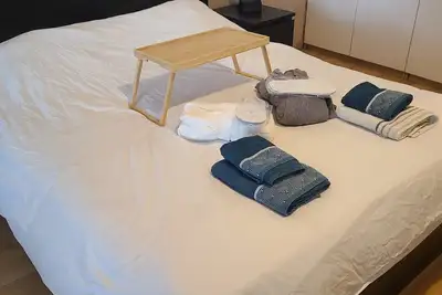 Image de Loft de 130 m2 avec spa et billard au coeur de Brest