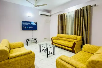 Image de Premium Fully Furnished 3- Bed Room Apartment at Uttara