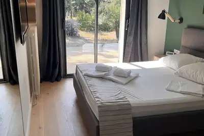 Image de Maison dans un cadre idéal et calme pour  8 personnes