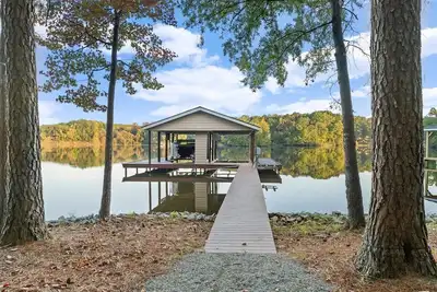 Image de Cozy Cove | Waterfront Retreat | Pet-Friendly