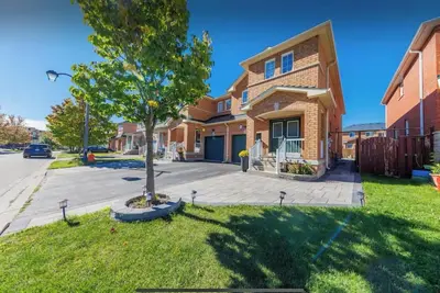 Image de Charming 4-bedroom house in brilliant Markham with Ac, WiFi