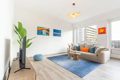 Image de New Eu Prestige Living Vii