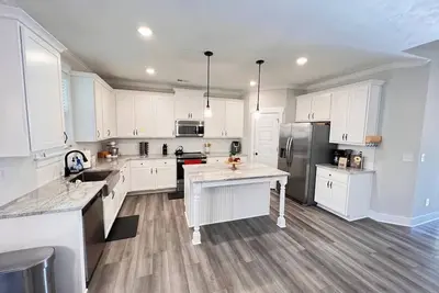 Image de Farmhouse 3br/3. 5b. 9 mi from Augusta National.