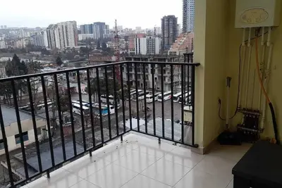 Image de The most Comfortable and Beautiful Apt in Tbilisi - Supermarket and parking\n\n