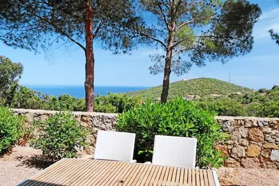 Image de \"Les pins verts\" avec vue sur mer, terrasse, parking, à 1, 5km plage de sable fin