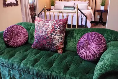 Image de Stylish Cabin With Hot Tub In A Small Town. Stay Among The Pine Trees! East Tx. !