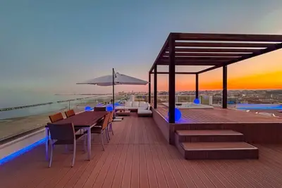 Image de [Luxury Seafront Penthouse] Private Car Parking