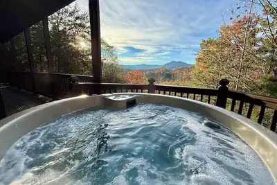 Image de Elk Lodge, Cozy cabin with a Mountain View!