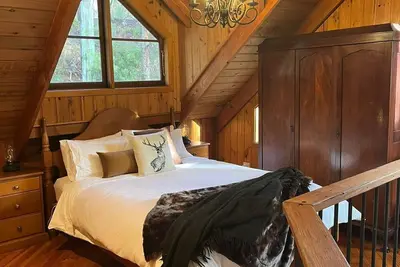 Image de Cottage on Sawmill settlement