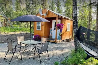Image de Small Dry Cabin Between Kenai and Kasilof Rivers.