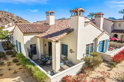 Image de Legacy Villas- Prime Location- Ev Charger- Golf Cart