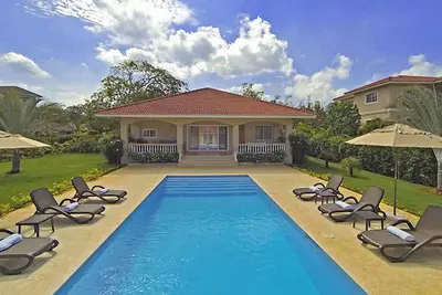 Image de 10-bedroom, 10-bathroom complex, 2 private pools, Bbq/cable Tv/WiFi/Ac