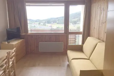 Image de Studio rénové au cœur de la station proche pistes et lac