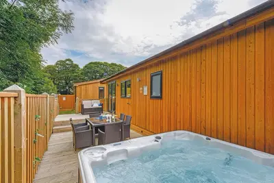 Image de Dovestone Luxury Lodges (Sleeps 6) - Pet Free in Greenfield