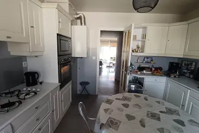 Image de Appartement chic et calme.