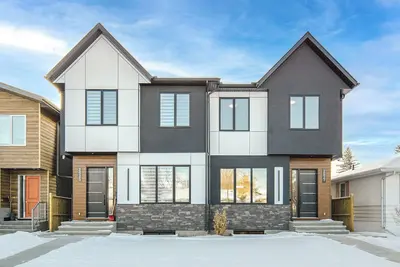 Image de Luxury Inner City New Built & Garage & Ac