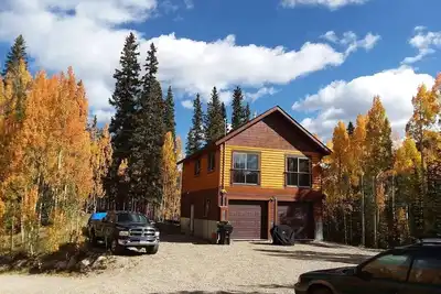 Image de High-alpine private retreat 2-bedroom house in cozy Alma, close to Breckenridge