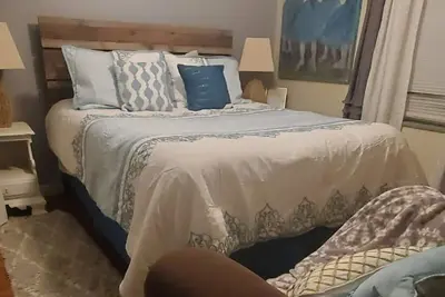 Image de Cozy 3-bedroom house in welcoming Easton with Ac, WiFi. 2 minutes from downtown.