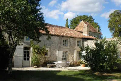 Image de Périgord Vert- Maison dans propriété de caractère - Piscine, tennis - 4 couchages