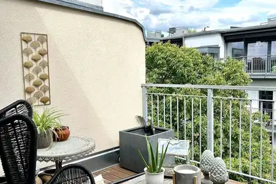 Image de Penthouse in trendy Berliner neighborhood