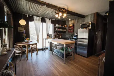 Image de Scenic 2-bedroom cabin w/ mountain views, WiFi, 3 ski areas nearby