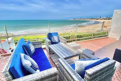 Image de Villa Paradise Beach - 5 bedrooms - Stunning Ocean View & Pool