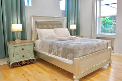 Image de 15 Minutes From Manhattan Luxury 2-Bedroom Apartment in Lic/Astoria Queens