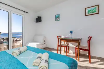 Image de Garçonnière avec le balcon et la vue sur le mer Igrane, Makarska (As-22690-b)