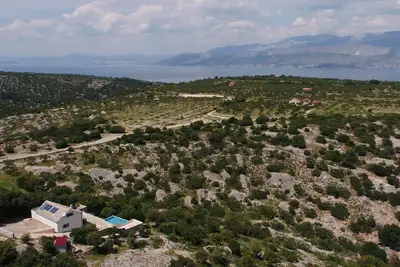 Image de Maison pour la famille avec la piscine Veli Brig, Brac (K-23338)