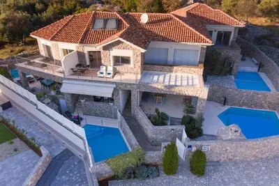 Image de Maison de vacances avec la piscine Krk (K-23580)