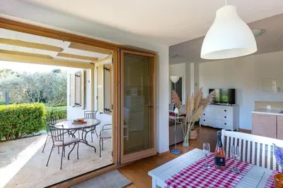 Image de Appartement d'une chambre avec la terrasse Banjole, Pula (A-23637-a)