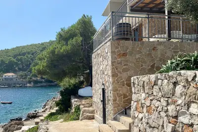 Image de Appartement de deux chambres prés de la plage Baie Lučica, Hvar (A-15546-a)