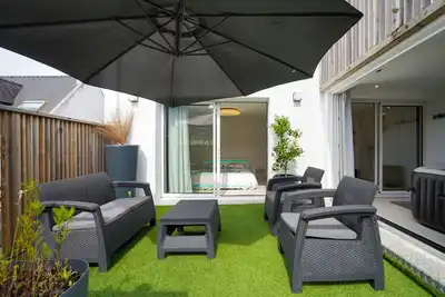 Image de Suite privée avec spa intérieure chez l'habitant
