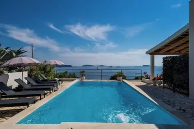 Image de Apartments Villa Made 4u Deluxe Four Bedroom Apartment with Terrace and Sea View