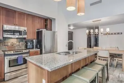 Image de 2 Bedroom Snowmass Base Village Condo, Ski-In/Out