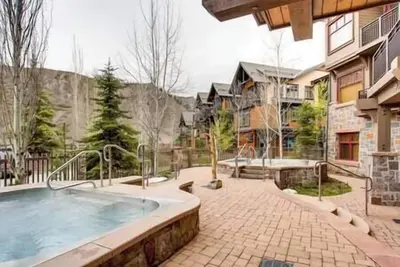 Image de 2 Bedroom Snowmass Village, Ski-In/Out, Hot Tub!