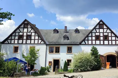Image de Overnight stay in a historic manor house, Franconian Switzerland, near the Obernsees thermal spa
