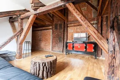 Image de Authentic & Charming Loft-directly in the center