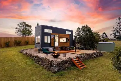 Image de Mountain top tiny home - Hideaway in the country.