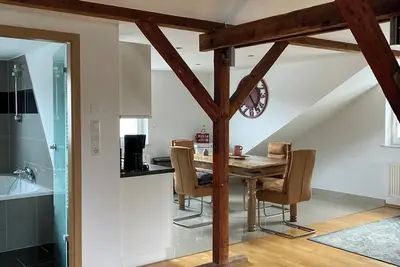 Image de Modern apartment with open-plan living concept (Hagen Emst)