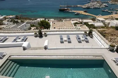 Image de High-end Designed Villa Overlooking Ornos Bay