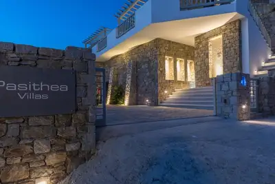 Image de True Mykonian-style 3br Villa in Kanalia