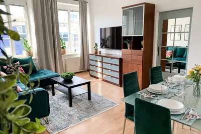 Image de Cozy Downtown City Living