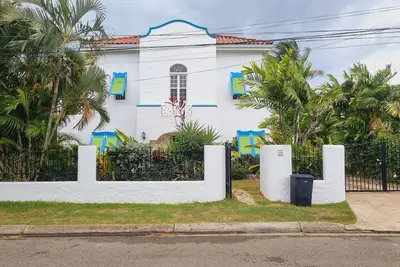 Image de Breezy Palms Villa - Charming 3 bedroom villa with Wifi, Pool and A/C