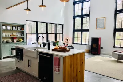 Image de Berkshire Mountain retreat with Urban eco-luxuries