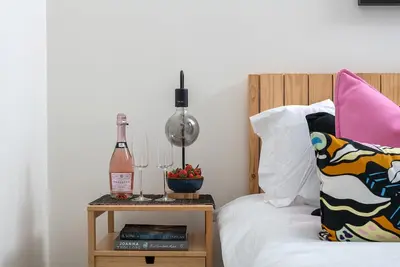 Image de Stunning Flat in a Converted Chapel • Free Parking • Fast WiFi • Smart Tv